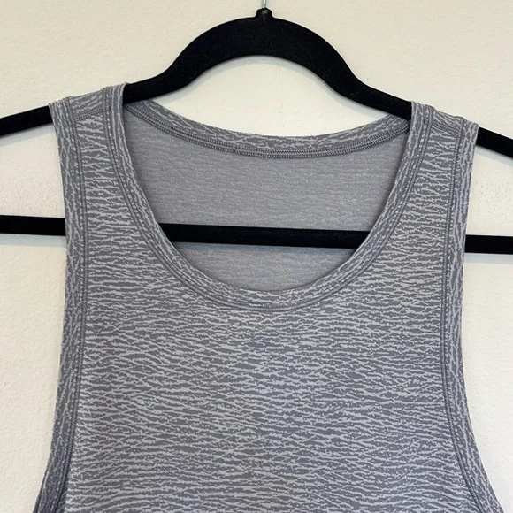 Lululemon Athletica Grey Sleeveless Muscle Tee - Large - Picture 2 of 4